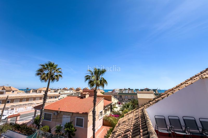 Foto 9b55a03b-32f4-4904-aa2a-c9b3fa55897e. Casa adossada amb aparcament a Los Europeos Torrevieja