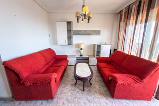Etagenwohnung  Avenida avenida de alemania. Primera línea en la mata  amplio piso con terraza y vistas front