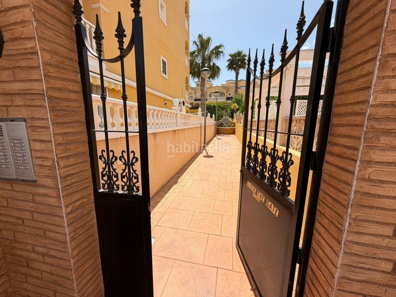 Foto 3da364ad-3eac-4dcd-b7d2-a36804bb9800. Pis amb aparcament piscina a Villamartín-Las Filipinas Orihuela