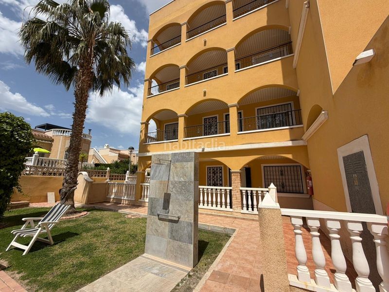 Foto bf3e3c78-22bf-4fee-958d-3b02f24f5a1f. Pis amb aparcament piscina a Villamartín-Las Filipinas Orihuela