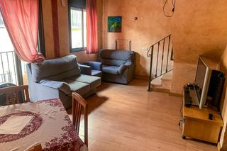 Dachwohnung  Calle amargura. Ático dúplex con balcón y trastero en perales de tajuña madrid