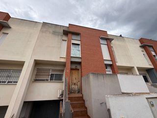 Reihenhaus  Don bosco hipanoam.los d.. Adosado en cesión de remate  oportunidad de inversión en cartage