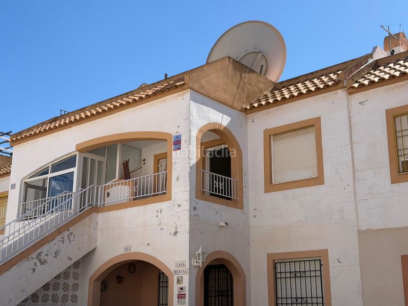 Foto 79e688da-b95c-4c1a-bdbc-929d4efb99e4. Casa amb calefacció piscina a Zona Carrefour - Urbanizaciones Torrevieja