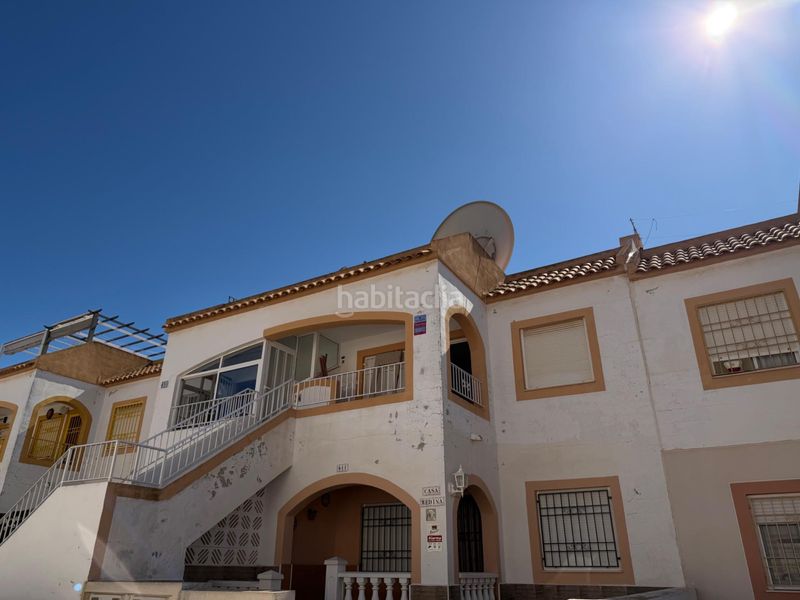 Foto f6484f1c-e450-4b69-8295-5c84642e18f6. Casa amb calefacció piscina a Zona Carrefour - Urbanizaciones Torrevieja