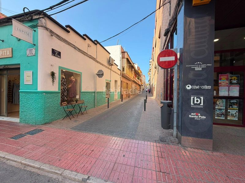 Foto a7ab88a3-fbb9-4eee-8fb1-f498d6a793f0. Planta baixa amb calefacció a Centro Santa Pola