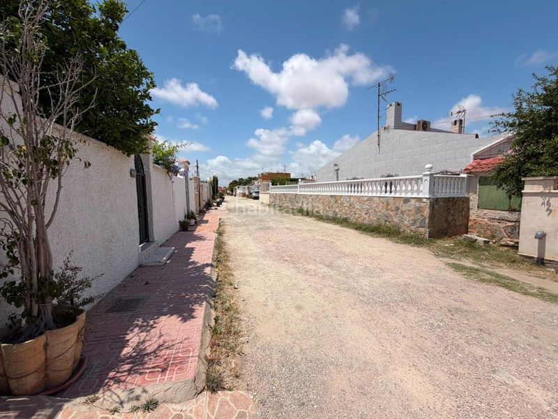 Foto 0dd603ba-d2b3-4664-98d6-0a81e749f680. Casa adossada amb aparcament a Zona Carrefour - Urbanizaciones Torrevieja