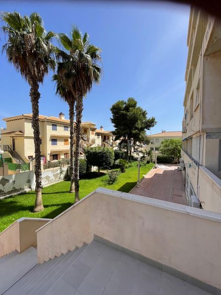 Foto 17e9bc53-f8d8-4ba8-888b-fe0a2c983d80. Dúplex amb piscina a Miramar - Torre del Moro Torrevieja
