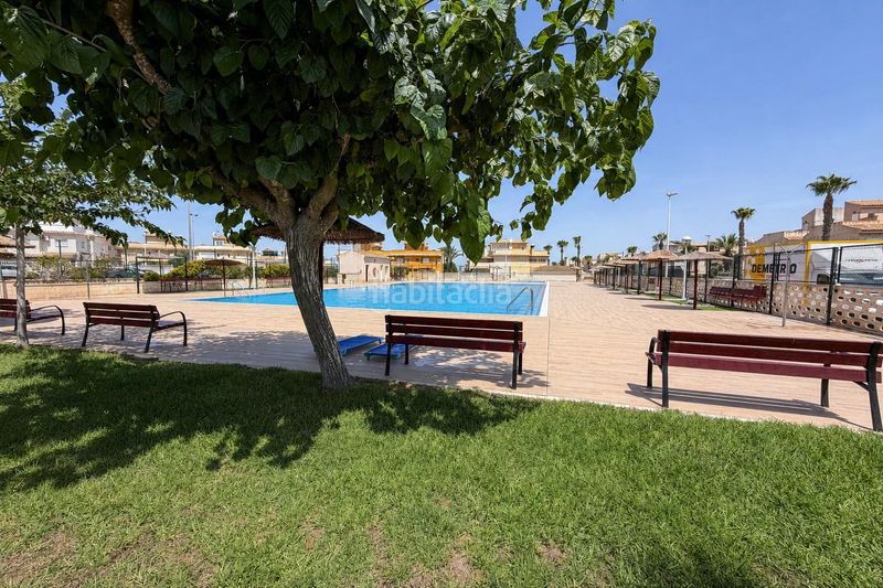 Foto 93be8001-805d-401f-9f3f-da89548d591b. Casa adossada amb aparcament piscina a Monte Faro-Altomar II Santa Pola