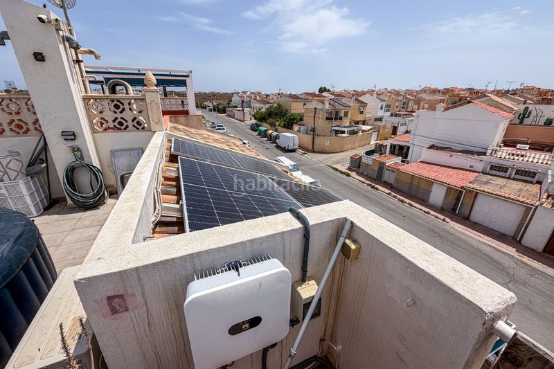 Foto 71a030f7-68c5-47df-abfd-37f532afd4f1. Casa amb calefacció piscina a Zona Carrefour - Urbanizaciones Torrevieja