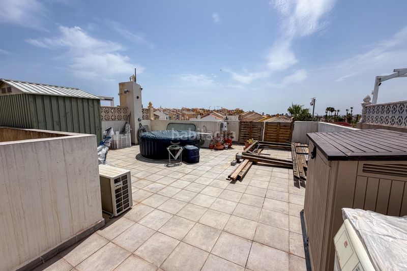Foto b0271368-d2b5-4f4c-b399-6dfd9c445a42. Casa amb calefacció piscina a Zona Carrefour - Urbanizaciones Torrevieja