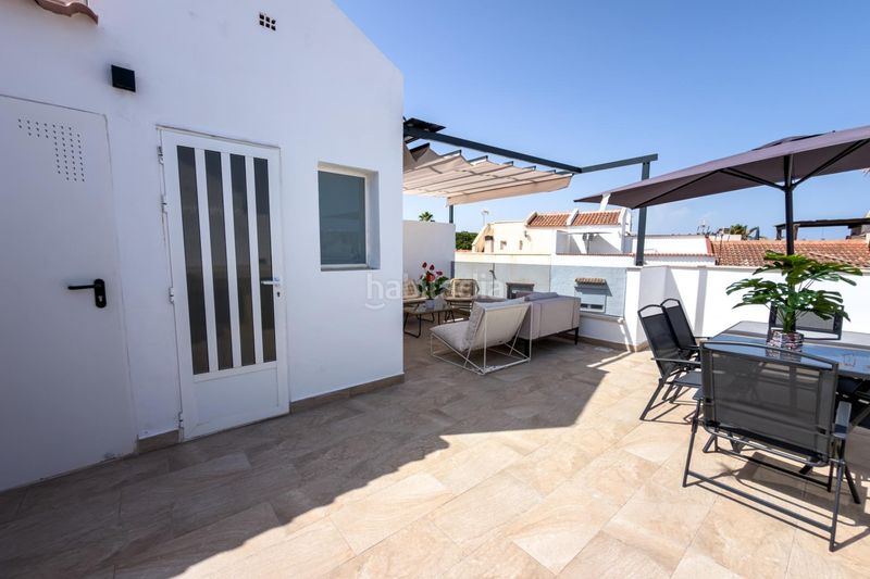 Foto 5aa74383-daf8-4cb6-b779-a0d9f9eec02a. Casa adossada amb calefacció piscina a nueva Torrevieja Torrevieja