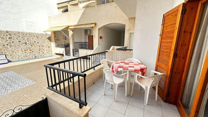 Foto 2b1bb7df-7384-47da-ab86-e3beff2451bd. Miete erdgeschoss mit pool in Zona Playa del Cura Torrevieja