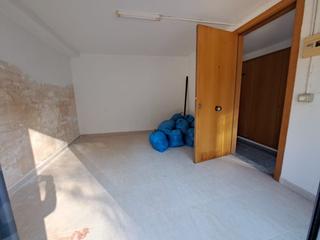 Local Comercial a Carrer del montseny 19. Local / traster a vallgorguina
