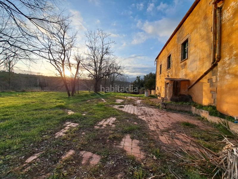 Foto 70f3e920-79f2-4fcf-b55a-796600c64dd6. Masía en gi-552 10b masia en gran finca rústica en Breda