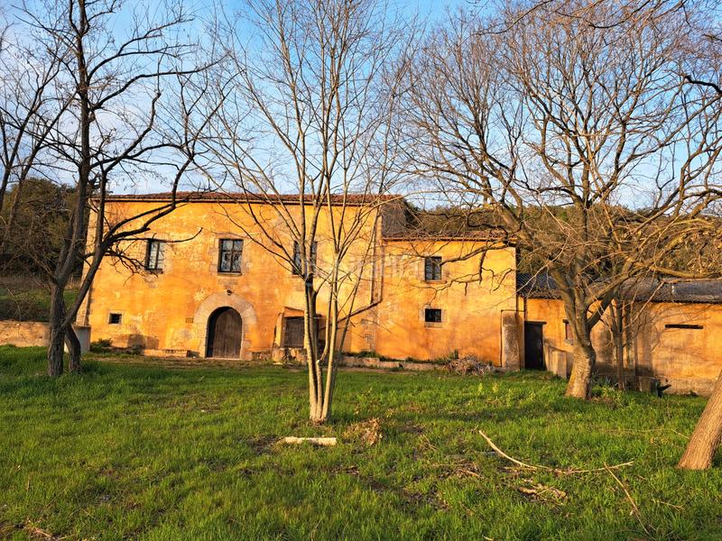 Foto c829634d-72e7-4df6-ac20-14d8c503d9c5. Masía en gi-552 10b masia en gran finca rústica en Breda