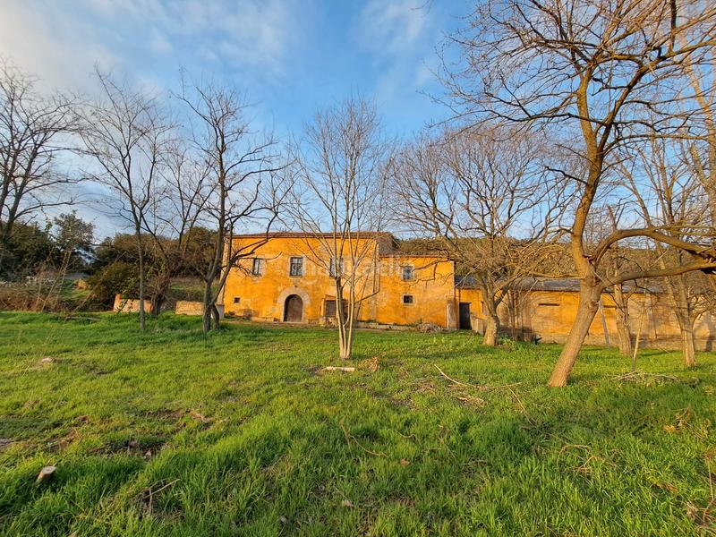 Foto fc21dfe9-2709-4210-8439-2abfa853608a. Masía en gi-552 10b masia en gran finca rústica en Breda