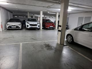 Car parking  Carrer sant antoni 7. Aparcament molt cèntric a breda