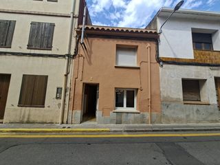 Maison jumelée  Carrer santa anna 9. Casa amb pati edificable al centre de breda