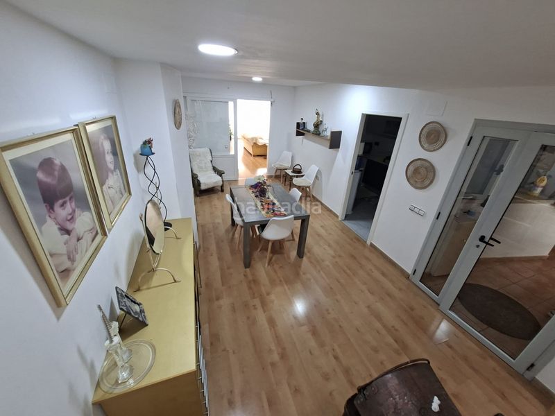 Foto bd1b1849-59f7-4c28-b599-993a0fd3734f. Casa adossada amb xemeneia calefacció a Breda