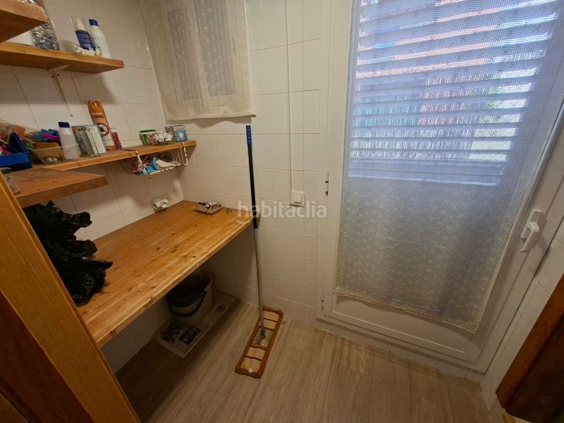 Foto 93c0b0ed-f33c-4fe2-95dd-6742df780c6a. Casa aparellada amb xemeneia calefacció aparcament a Breda