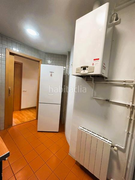 Foto e3a382d5-eceb-4bb0-bdea-621b8776888a. Alquiler piso alquiler temp urquinaona en St. Pere - Sta. Caterina - El Born Barcelona