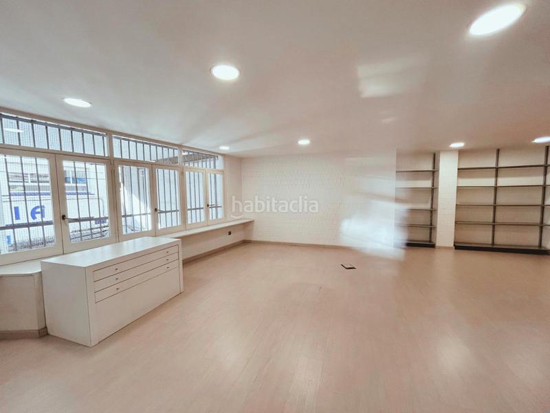 Foto 93e7766f-46fa-4739-8f76-38600a1811e3. Rent office space in Progrés - Pep Ventura Badalona