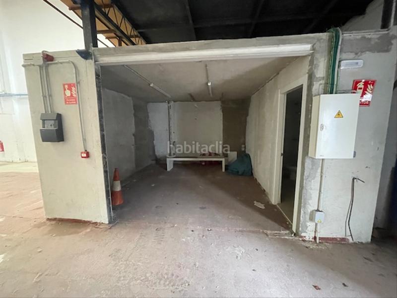 Foto b13ed145-89b4-426e-9d33-0747ccd19054. Bâtiment à usage industriel dans Centre Prat de Llobregat (El)