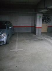 Lloguer Aparcament cotxe  Carrer elies rogent. Parking alquiler en torreblanca-mercado