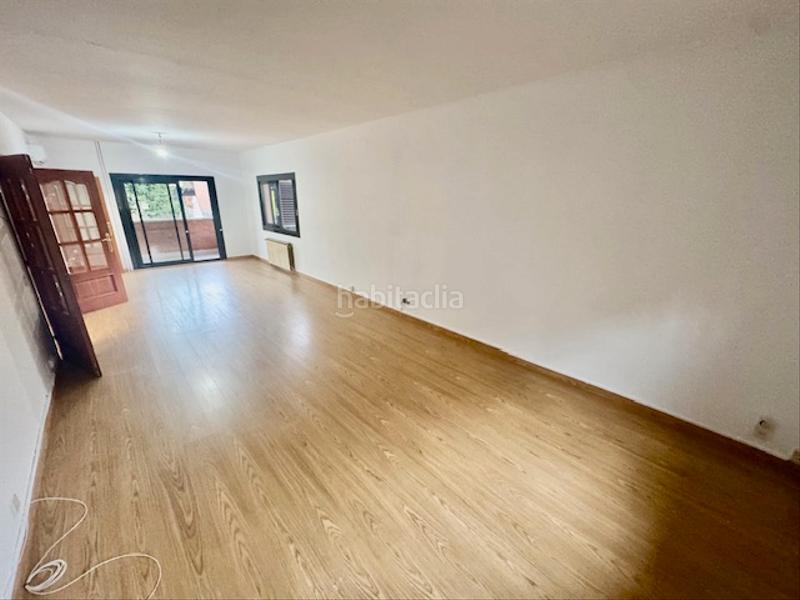 Foto 05e9b339-8032-49ef-9a1c-a2127d56f1d7. Affitto casa bifamiliare con riscaldamento piscina in Sant Cugat del Vallès