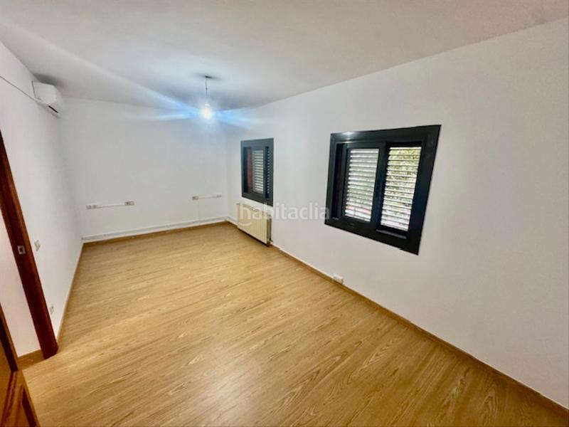 Foto 294b1d32-496b-4582-b7b5-0c5100cb82d5. Affitto casa bifamiliare con riscaldamento piscina in Sant Cugat del Vallès