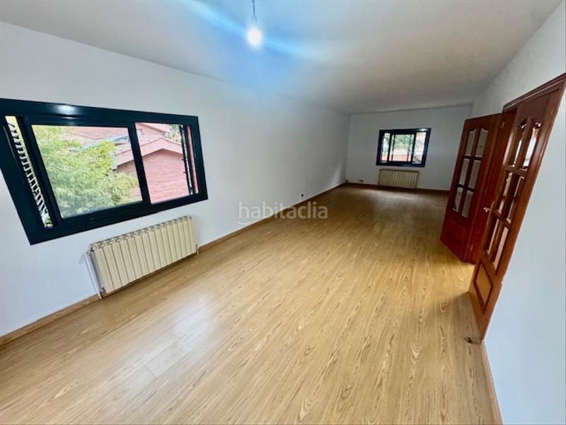 Foto fb78630c-7fc9-4594-9197-2b5820bbf706. Affitto casa bifamiliare con riscaldamento piscina in Sant Cugat del Vallès