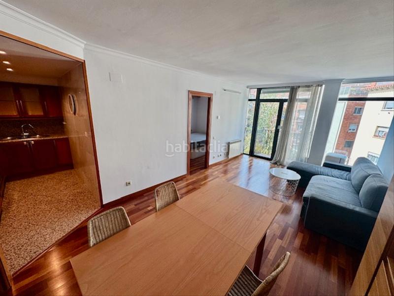 Foto 60bb31d6-7a4a-4b72-84d6-daff41353773. Rent penthouse with fireplace heating parking pool in Sant Cugat del Vallès