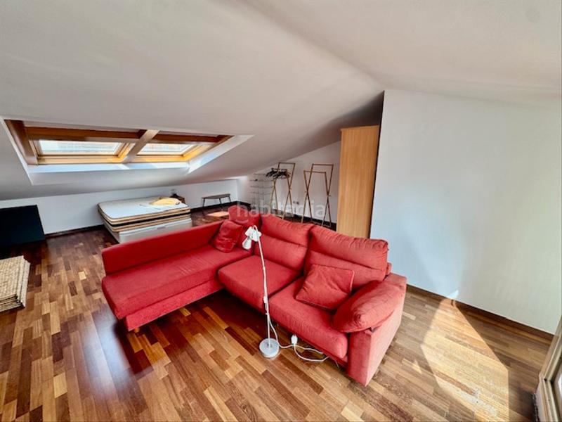 Foto b8ab6172-2db1-4de8-b7b9-d79999ee6910. Rent penthouse with fireplace heating parking pool in Sant Cugat del Vallès