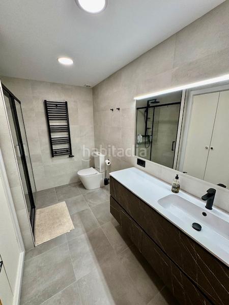 Foto 91f6f3b8-1109-4932-a22e-1adbab1bfbd8. Lloguer casa adossada amb calefacció piscina a Eixample Sant Cugat del Vallès