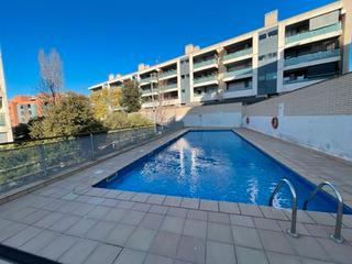 Lloguer Àtic  Carrer de josep irla. Atico de 74 m2, 2h., pk, trast.m, piscina, sur.