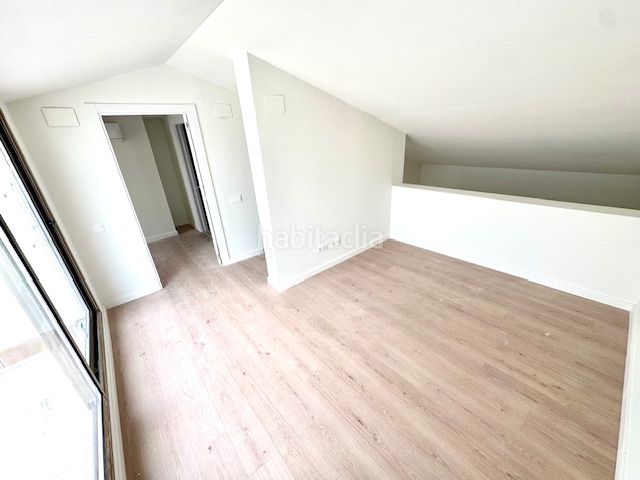 Foto f83df74a-a263-4ee1-9406-0dc8387f5978. Penthouse with heating parking in Can Fatjó-Sant Jordi Park-Plana del Castell Rubí
