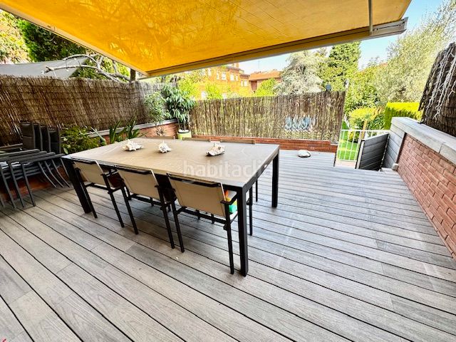 Foto 987455f0-ec10-4219-ba96-686dbd7ba9d6. Casa adosada en Eixample Sant Cugat del Vallès