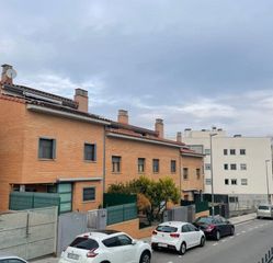 Casa adosada en Can Fatj-Sant Jordi Park-Plana del Castell. Obra nueva a estrenar