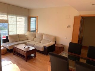 Piso  Carrer d'avel.lina casadevall. Piso ideal parejas!!