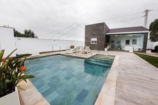 Xalet a Las Lagunas - Campano. Chalet de diseño con piscina y altas calidades en el sotillo