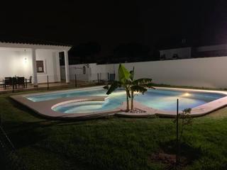 Xalet a Las Lagunas - Campano. Chalet con división horizontal y gran piscina en las veguetas