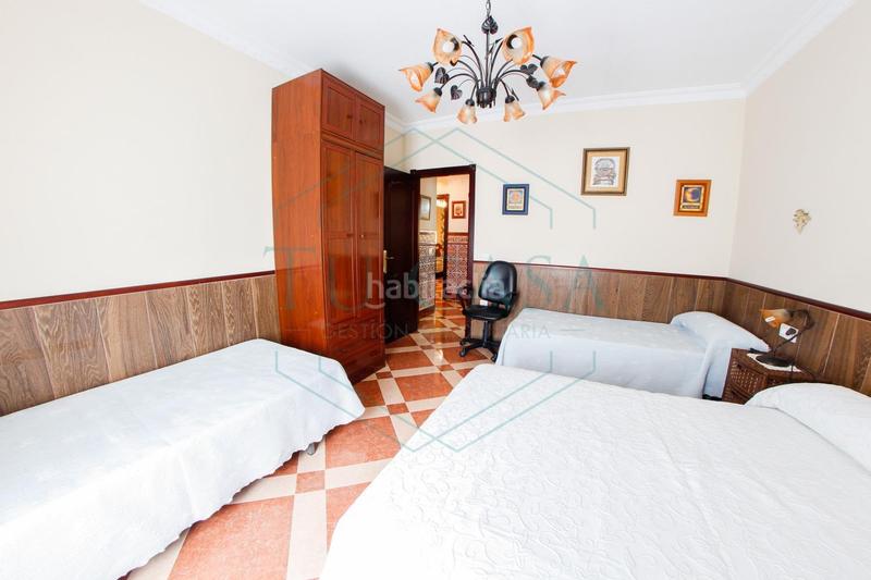 Foto 18235a28-05bf-4d15-a0c7-4d5103590239. Chalet with parking pool in Las Lagunas - Campano Chiclana de la Frontera