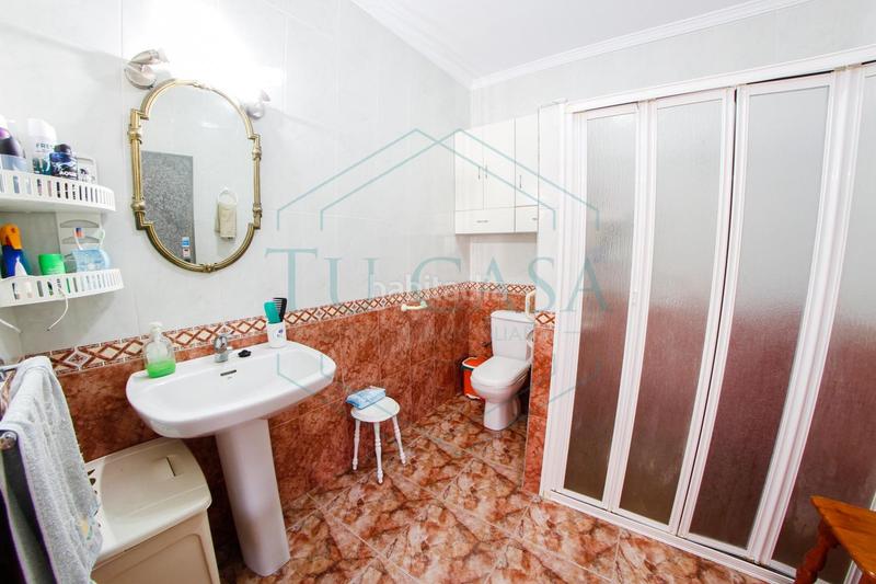 Foto 3c719f6e-29bc-45da-ae46-095e98e30007. Chalet con parcheggio piscina in Las Lagunas - Campano Chiclana de la Frontera