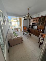 Appartement à Núcleo urbano. Piso amplio en fuente amarga