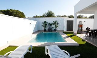 Xalet a Las Lagunas - Campano. Finca segregada con 3 chalets cerca de la playa la barrosa