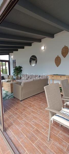 Foto 50688699-f2fb-4f97-971c-b7f5f27a459e. Chalet  con división horizontal en la zona del cerromolino en Chiclana de la Frontera