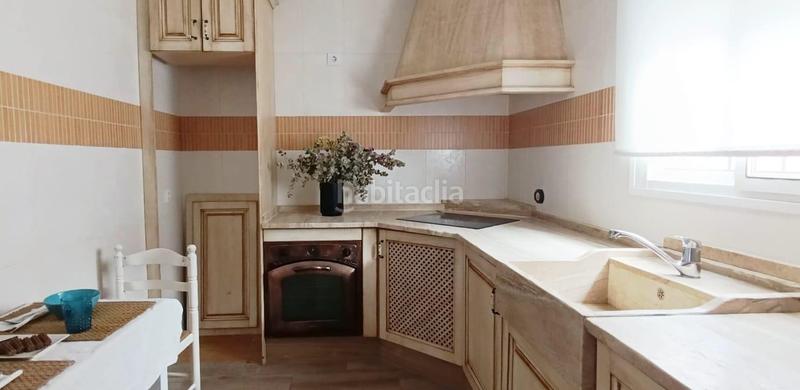 Foto ec638b24-b3e0-4d27-9680-f60f0fe89619. Chalet  con división horizontal en la zona del cerromolino en Chiclana de la Frontera