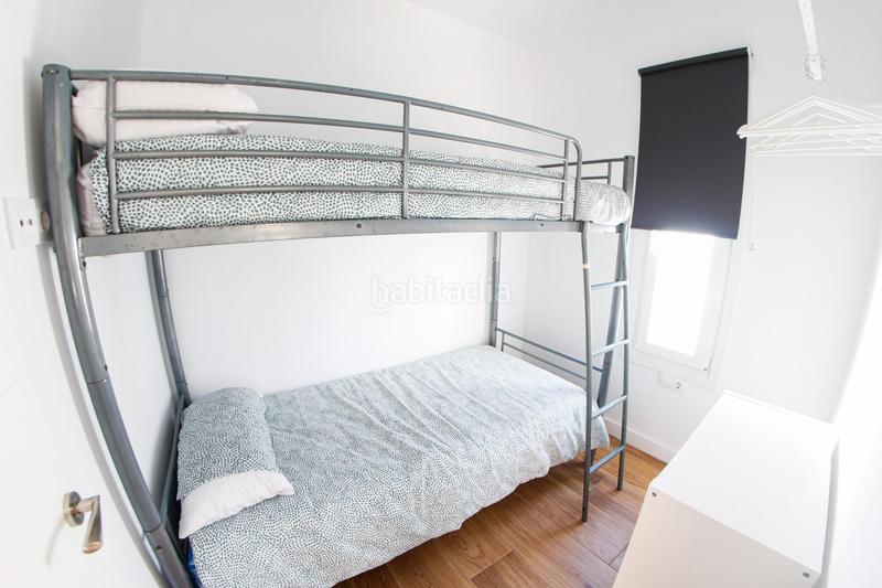 Foto e12c5004-2925-4e15-b9b0-781cf82eb648. Alquiler apartamento coqueto apartamento con piscina compartida en Chiclana de la Frontera