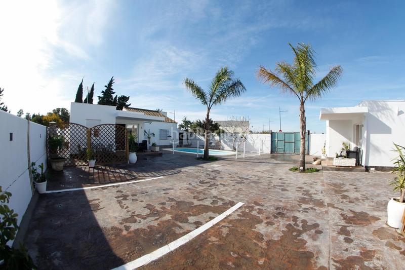 Foto 58956f3a-31b7-46ea-9f46-08edb74d8d87. Miete appartement mit heizung parking pool in Las Lagunas - Campano Chiclana de la Frontera