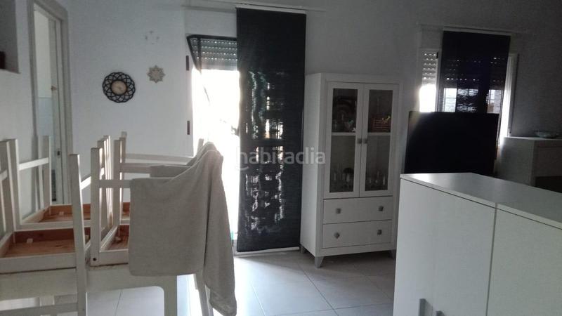 Foto c0b417cd-9695-4e3e-93f9-079a552581ab. Reihenhaus in La Banda - Campo de Fútbol Chiclana de la Frontera